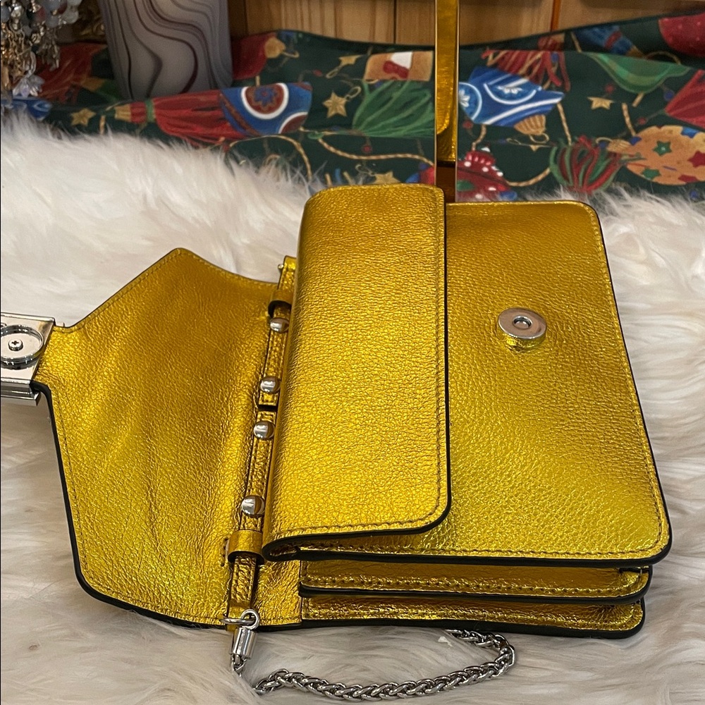 💜Coccinelle Vibrant Yellow Crossbody Bag with Chain Strap - Picture 9 of 16